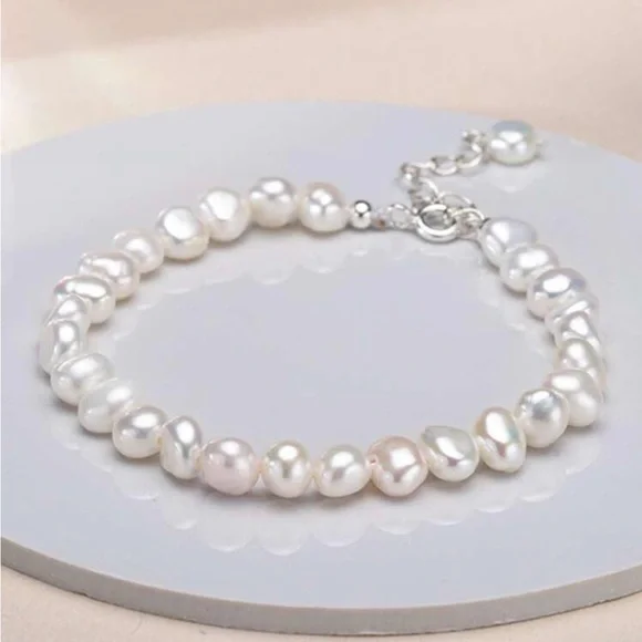 Freshwater Pearl Bracelet - Picture 1 of 8